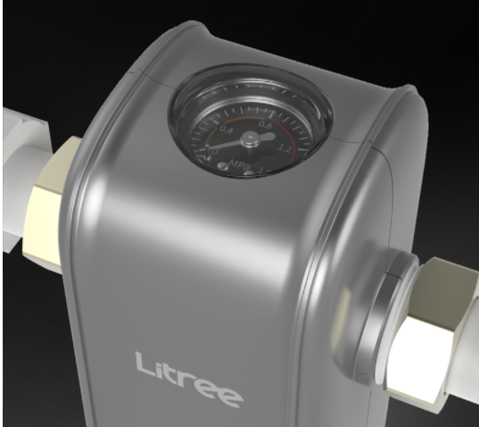 用腕表的工藝 打造每一臺(tái)水壓表